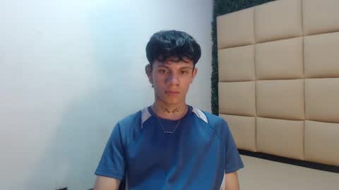 andy_dan1 online show from September 22, 5:56 pm