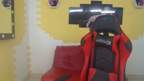 andy_dan1 online show from December 27, 7:35 pm