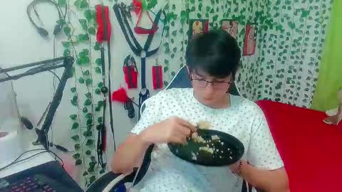 Andy Gray online show from February 18, 2:47 pm