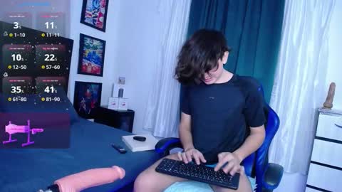 andy online show from November 14, 12:03 am