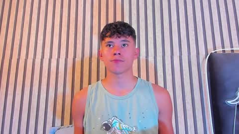 ngel Esteban  online show from June 3, 8:25 pm