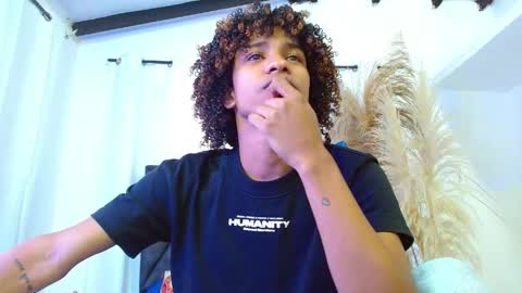 Angel online show from April 20, 8:22 pm