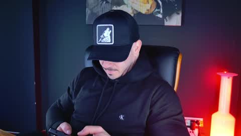 BlackWolf online show from December 16, 6:43 am