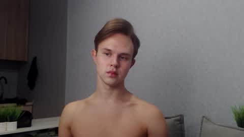 Angel online show from October 30, 10:49 am