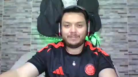 lion kennedy independent model moderator online show from February 19, 5:26 am