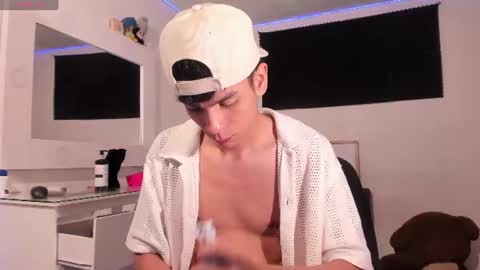 Jordan Mateo online show from June 18, 9:47 am