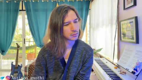 Snapshot of antinoo_gnothi chatting on December 12, 1:39 pm Antinoo Gnothi online show from December 12, 1:39 pm