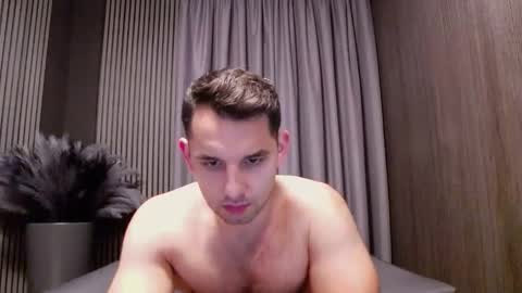 HI My name is Antonio online show from December 16, 8:05 pm