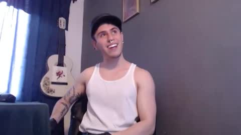 antonnello_ online show from January 10, 4:11 pm