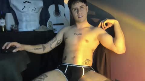 antonnello_ online show from September 29, 1:48 am