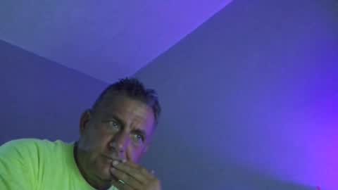Daddy online show from August 6, 9:15 am