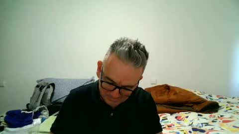 Snapshot of apixaba chatting on December 31, 4:14 pm furry bear online show from December 31, 4:14 pm