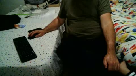 Snapshot of apixaba chatting on January 5, 8:31 pm furry bear online show from January 5, 8:31 pm