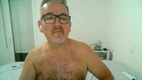 Snapshot of apixaba chatting on September 13, 10:22 pm furry bear online show from September 13, 10:22 pm