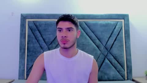 Apolo Grayy online show from February 18, 5:27 am