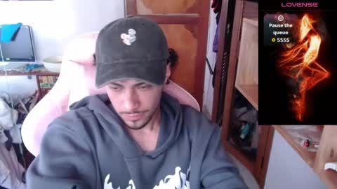 Andres online show from April 15, 3:45 pm