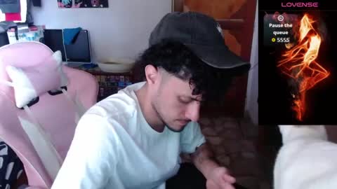Andres online show from April 14, 1:54 pm