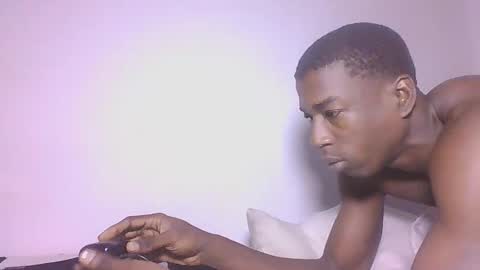 apoloblackbig online show from February 18, 7:21 am