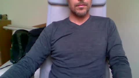 Snapshot of aragon9999 chatting on December 27, 10:45 am aragon9999 online show from December 27, 10:45 am