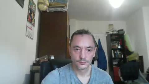 aragorn1986 online show from October 2, 6:06 am