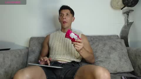 arlen_lexxx online show from May 25, 2:29 am