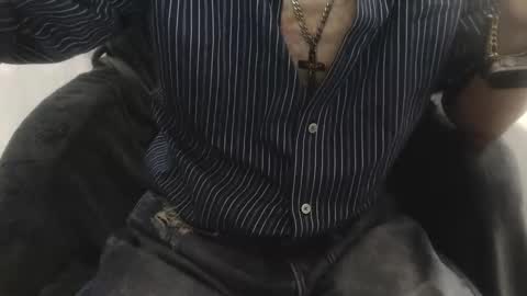 armaduradeacero online show from February 4, 7:07 am