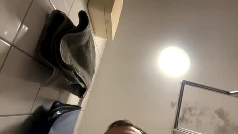 armyskater32 online show from January 6, 9:52 pm