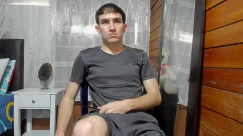 Aron G Franco online show from February 11, 6:01 pm