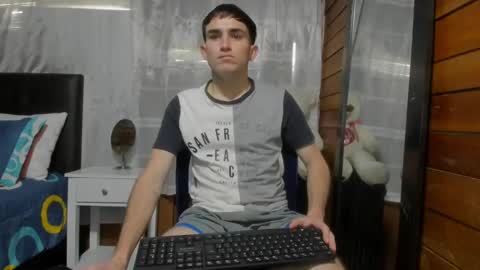 Aron G Franco online show from January 13, 8:37 pm