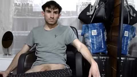 Aron G Franco online show from October 16, 7:22 pm