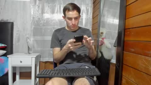 Aron G Franco online show from December 14, 8:40 pm