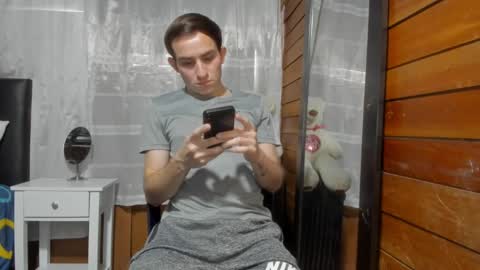 Aron G Franco online show from December 21, 9:36 pm