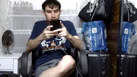 Aron G Franco online show from October 15, 7:21 pm