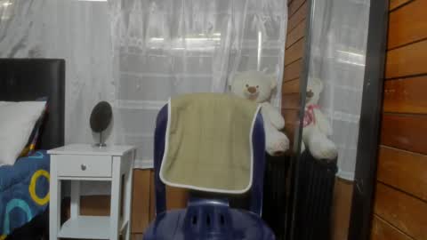 Aron G Franco online show from February 25, 8:51 pm