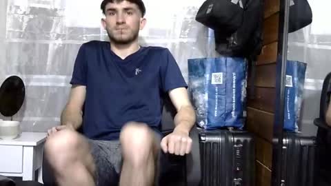 Aron G Franco online show from September 9, 9:35 pm