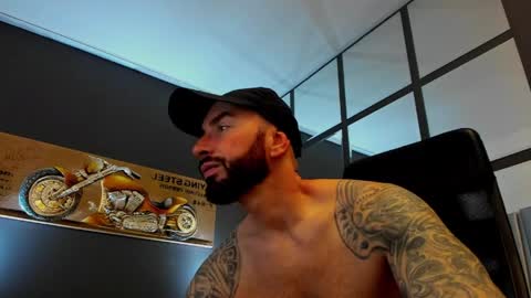 AronGrant online show from April 17, 9:34 am