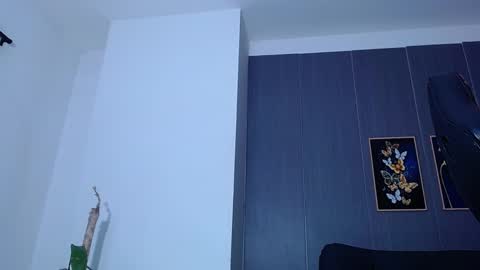 Adrian online show from September 29, 11:33 pm