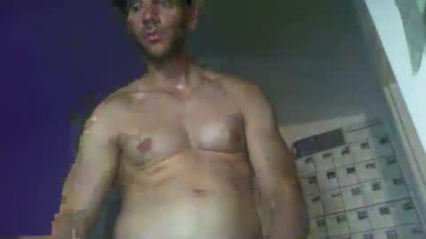 Snapshot of artur833 chatting on September 13, 9:38 pm artur833 online show from September 13, 9:38 pm
