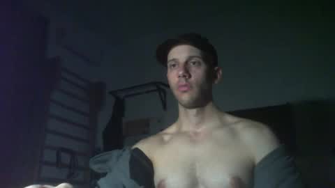 Snapshot of artur833 chatting on October 24, 9:16 pm artur833 online show from October 24, 9:16 pm