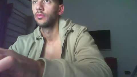 Snapshot of artur833 chatting on October 17, 9:19 pm artur833 online show from October 17, 9:19 pm