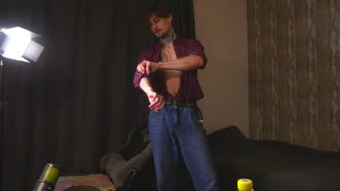 Jerk Machine online show from May 31, 8:48 am