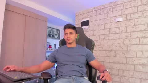 my name real is camilo online show from March 1, 2:33 am