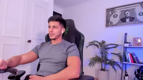 my name real is camilo online show from November 13, 8:46 pm