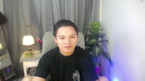 asian_handsomexx online show from November 19, 3:34 pm