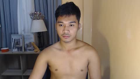 asianhunk_jamesx online show from November 3, 2:08 pm