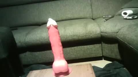 sissyslut online show from February 3, 8:57 pm