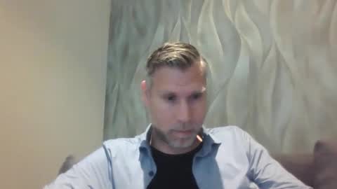 Assmani28 online show from April 14, 2:05 pm