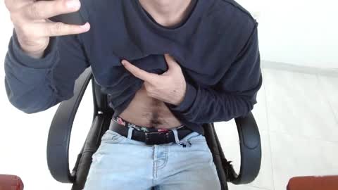 Aureliano online show from April 6, 10:21 pm