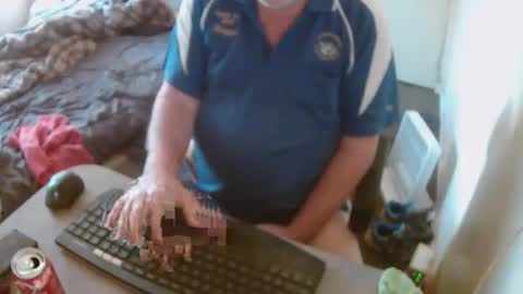 aussiebaker online show from September 22, 1:49 am