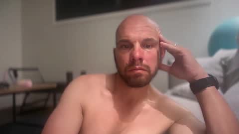 aussieboycal online show from February 6, 12:24 pm